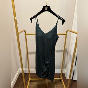 Elegant Green Sleeveless Dress